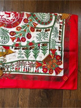 Hermès Paris Silk Scarf – Made in France – Hand Rolled (Vintage)